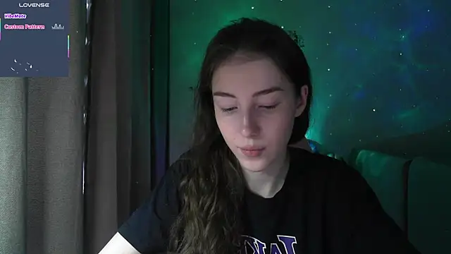 Snapshot of eskatmi chatting on 02/14/26, 03:03 eskatmi online show from 02/14/26, 03:03