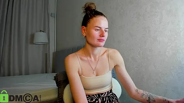 Wanda Gomez online show from 10/11/25, 02:59