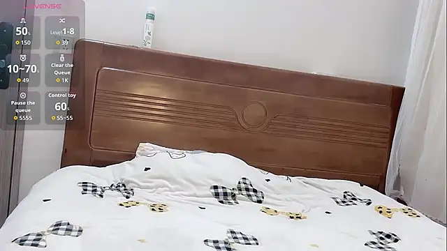 Snapshot of xchenchen chatting on 11/17/25, 02:01 xchenchen online show from 11/17/25, 02:01