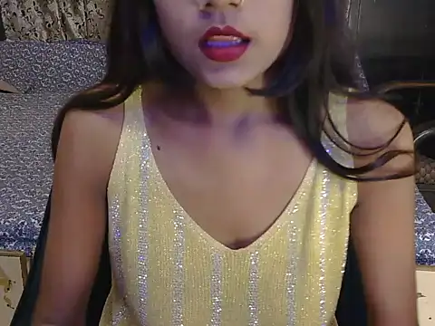 Snapshot of hoty-priya chatting on 11/10/25, 04:55 hoty-priya online show from 11/10/25, 04:55