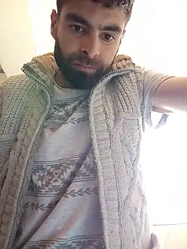 Snapshot of flix09 chatting on 04/16/26, 11:44 flix09 online show from 04/16/26, 11:44