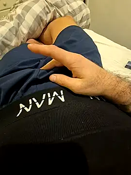 biversboy online show from 10/30/25, 07:47