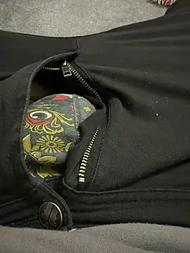 biversboy online show from 04/28/26, 05:34