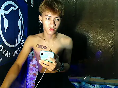 Snapshot of naughtyboyloy_0 chatting on 09/30/25, 01:38 naughtyboyloy 0 online show from 09/30/25, 01:38