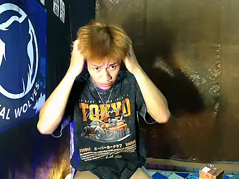 Snapshot of naughtyboyloy_0 chatting on 10/06/25, 05:21 naughtyboyloy 0 online show from 10/06/25, 05:21