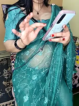 Snapshot of PRIYA_22 chatting on 11/25/25, 02:44 PRIYA 22 online show from 11/25/25, 02:44