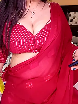 PRIYA 22 online show from 02/14/26, 05:21