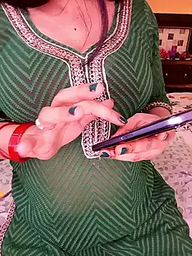 PRIYA 22 online show from 02/25/26, 07:01