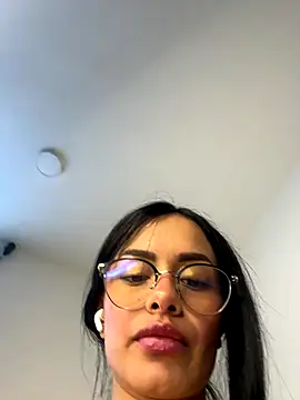 Snapshot of Melissa_coch chatting on 11/14/25, 07:01 Melissa coch online show from 11/14/25, 07:01