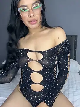 Melissa coch online show from 04/17/26, 04:21