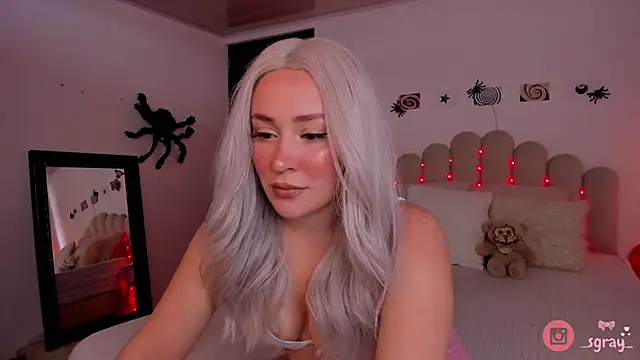 Snapshot of sofi_graay chatting on 10/05/25, 07:45 sofi graay online show from 10/05/25, 07:45