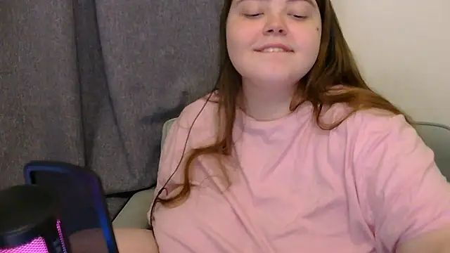 brattyprincessemma online show from 11/21/25, 05:00