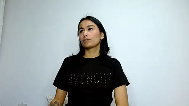 Gia Lee online show from 10/03/25, 03:03