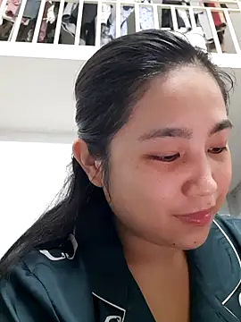 Snapshot of Minn-cute chatting on 11/01/25, 03:30 Minn-cute online show from 11/01/25, 03:30