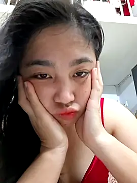 Snapshot of Minn-cute chatting on 11/07/25, 05:07 Minn-cute online show from 11/07/25, 05:07