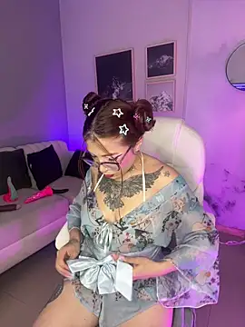 dreamleah  online show from 03/10/26, 10:04