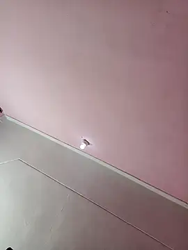 Nitika Angel online show from 12/17/25, 05:19