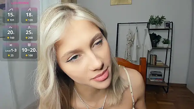 Snapshot of FaaBinaa chatting on 11/06/25, 07:42 FaaBinaa online show from 11/06/25, 07:42