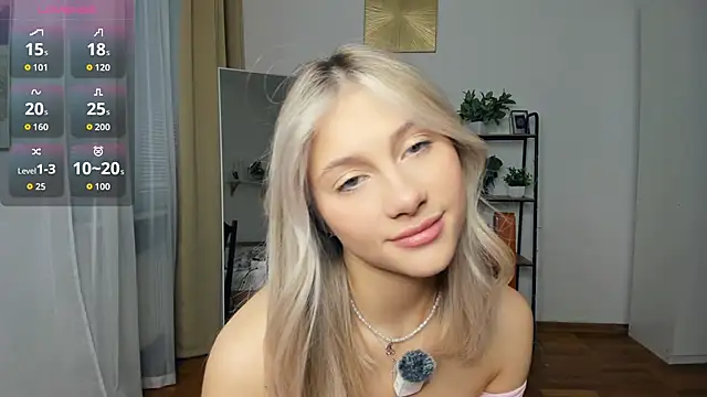 Snapshot of FaaBinaa chatting on 11/17/25, 08:09 FaaBinaa online show from 11/17/25, 08:09