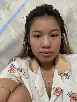 Snapshot of QueenLink chatting on 09/13/25, 01:49 QueenLink online show from 09/13/25, 01:49