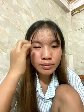 Snapshot of QueenLink chatting on 09/16/25, 05:14 QueenLink online show from 09/16/25, 05:14