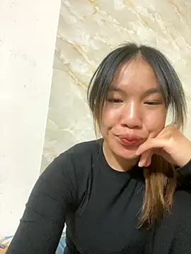 Snapshot of QueenLink chatting on 10/01/25, 04:24 QueenLink online show from 10/01/25, 04:24