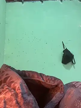 Snapshot of QueenLink chatting on 11/28/25, 02:25 QueenLink online show from 11/28/25, 02:25