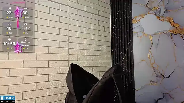 nena cupcake  online show from 10/24/25, 11:06