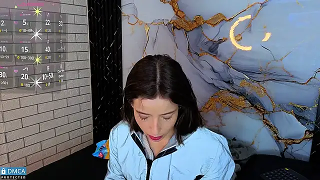 Snapshot of nena_cupcake_ chatting on 12/02/25, 11:04 nena cupcake online show from 12/02/25, 11:04