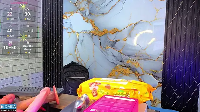 Snapshot of nena_cupcake_ chatting on 12/15/25, 11:14 nena cupcake online show from 12/15/25, 11:14