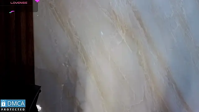 nena cupcake  online show from 02/21/26, 11:11