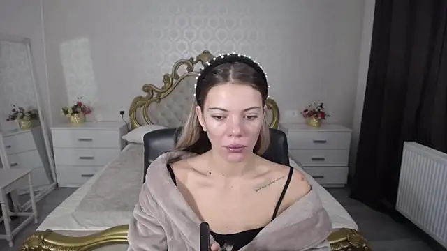 AmberTop online show from 10/08/25, 06:22