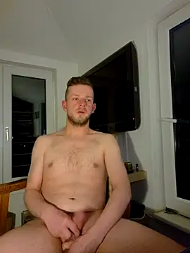 Snapshot of 6incheswannacum chatting on 12/16/25, 12:59 6incheswannacum online show from 12/16/25, 12:59