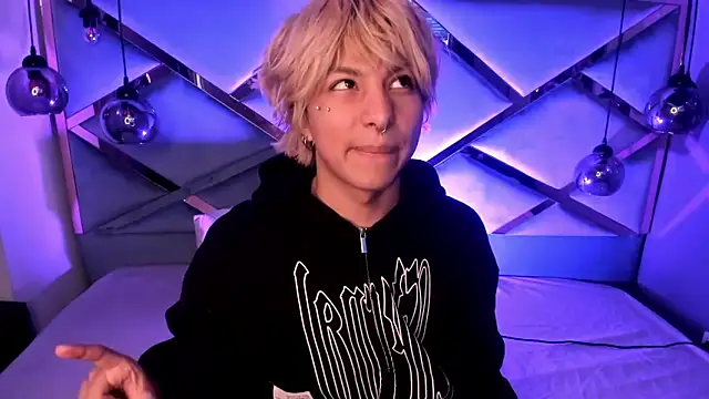 OliIverr22 online show from 12/20/25, 01:18