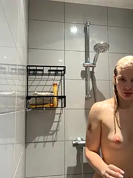 Chloemillerrxx online show from 09/20/25, 01:12