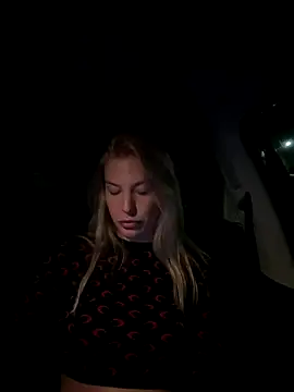 Chloemillerrxx online show from 09/27/25, 08:58