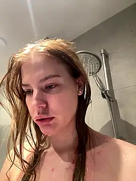 Chloemillerrxx online show from 01/08/26, 05:26