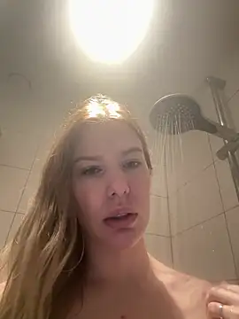 Chloemillerrxx online show from 01/13/26, 02:44