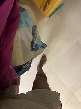 Johncockhot13690 online show from 04/04/26, 07:44