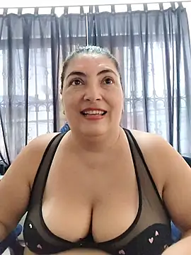 lina maria99 online show from 11/06/25, 07:48