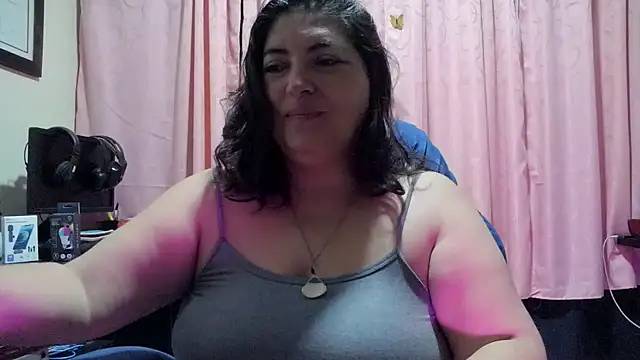 lina maria99 online show from 03/25/26, 11:05