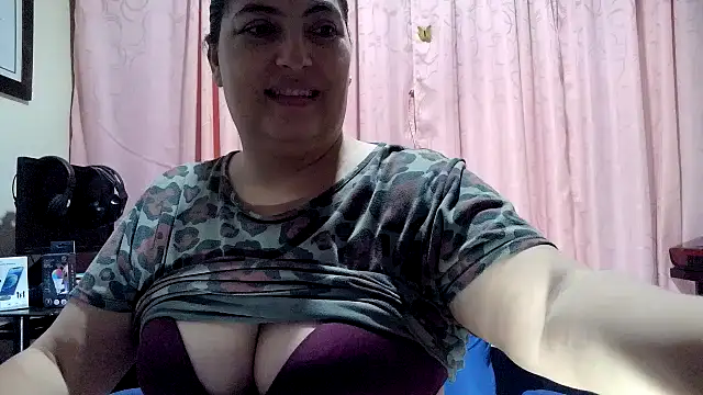 lina maria99 online show from 03/26/26, 02:17