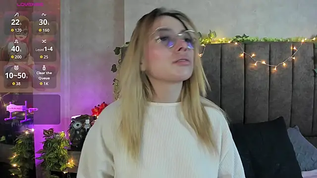 LanaMills  online show from 02/22/26, 05:30