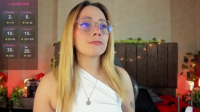 LanaMills  online show from 03/21/26, 03:55