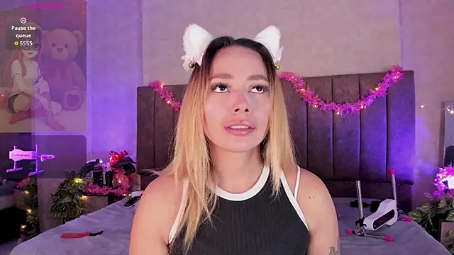 LanaMills  online show from 05/22/26, 03:13