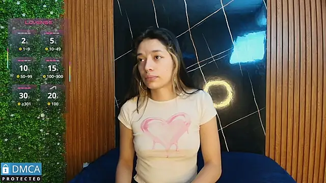 stepha   online show from 09/22/25, 11:01