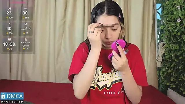 stepha   online show from 10/15/25, 11:21