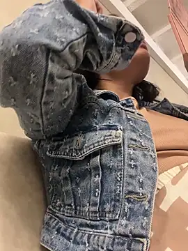 HannahMontgomery online show from 02/01/26, 12:37