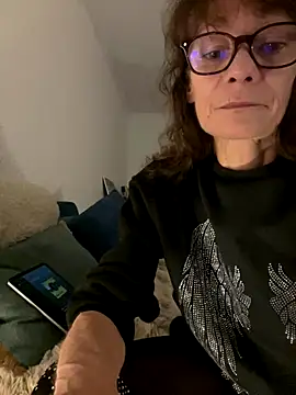 Chris06d22xh online show from 10/20/25, 07:03