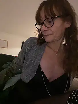 Chris06d22xh online show from 11/24/25, 08:08